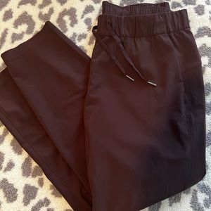 Lululemon On the Fly pants